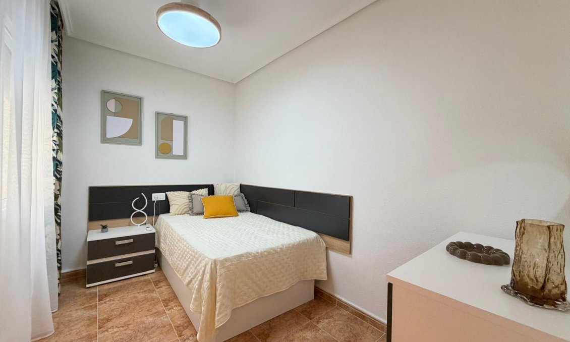 Revente - Appartement -
Torrevieja - PARQUE DE LAS NACIONES