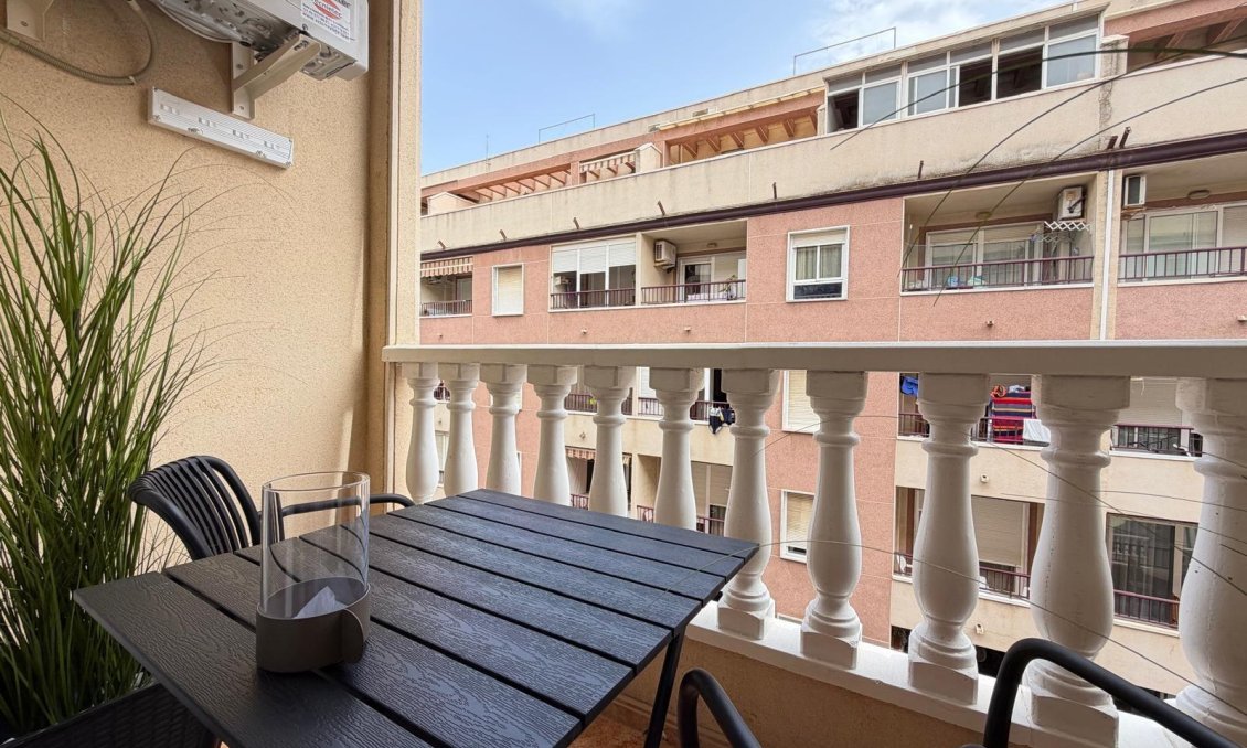 Revente - Appartement -
Torrevieja - PARQUE DE LAS NACIONES