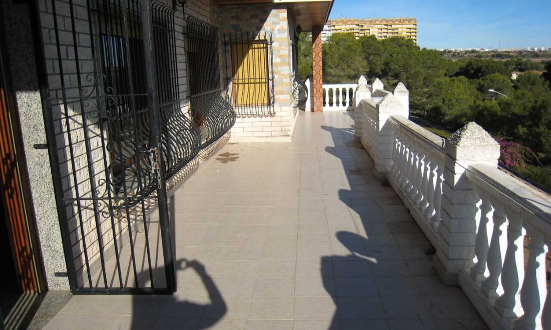 Revânzare - Vilă -
Campoamor - Costa Blanca