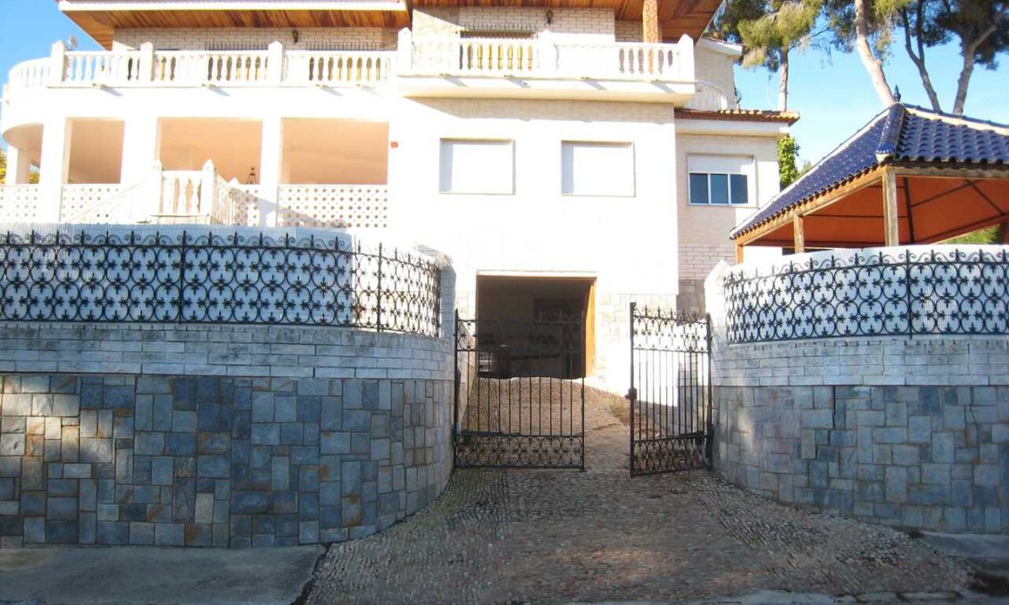 Revânzare - Vilă -
Campoamor - Costa Blanca