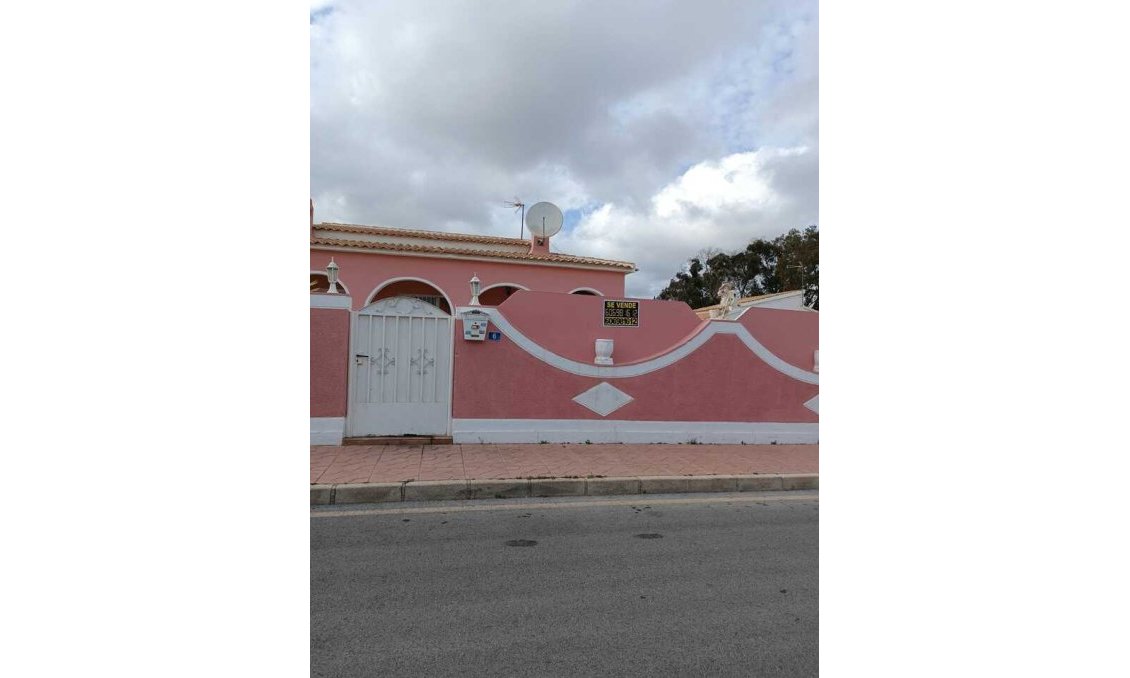 Használt Ingatlanok - Villa -
Cabo Roig - Costa Blanca