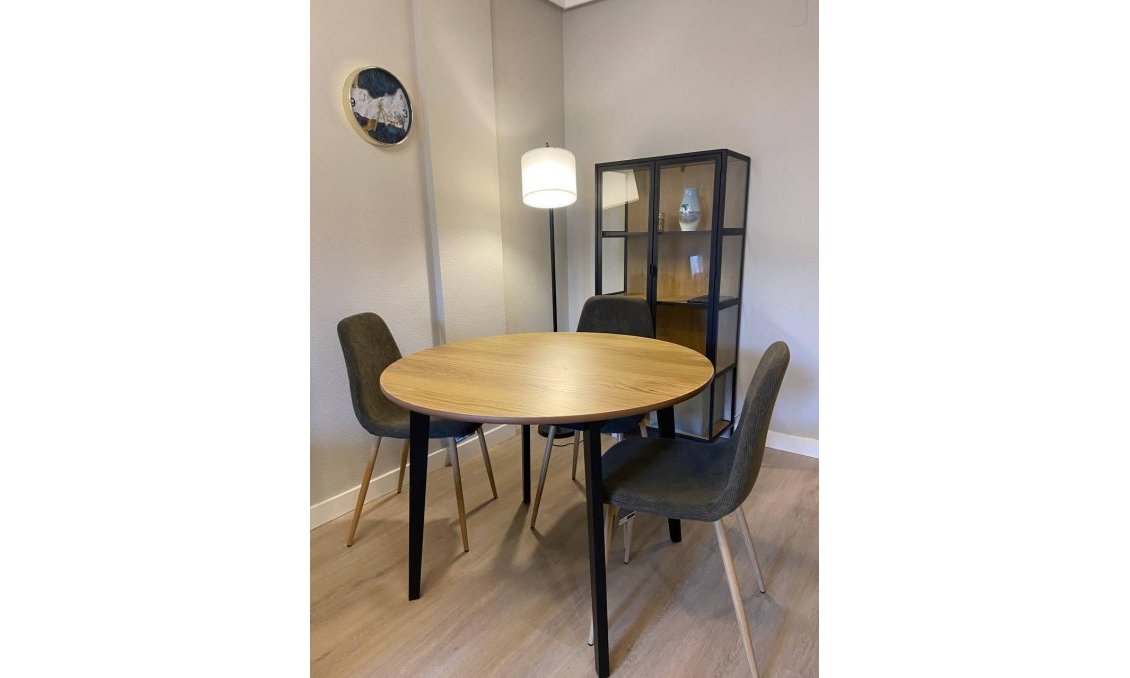 Revânzare - Apartament -
Torrevieja - Playa del Cura