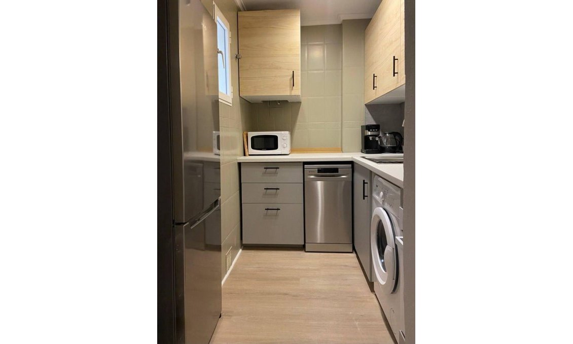 Revânzare - Apartament -
Torrevieja - Playa del Cura