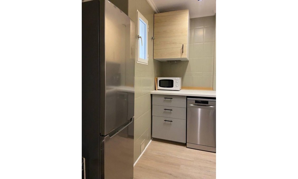 Revânzare - Apartament -
Torrevieja - Playa del Cura