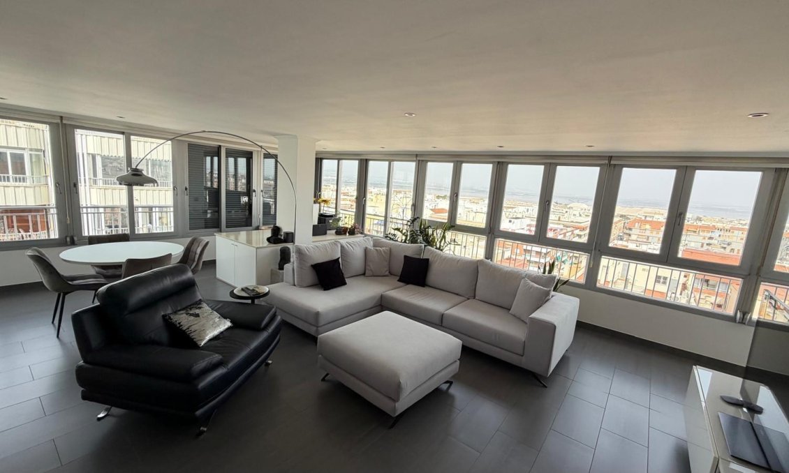 Használt Ingatlanok - Apartman -
Torrevieja - Acequion
