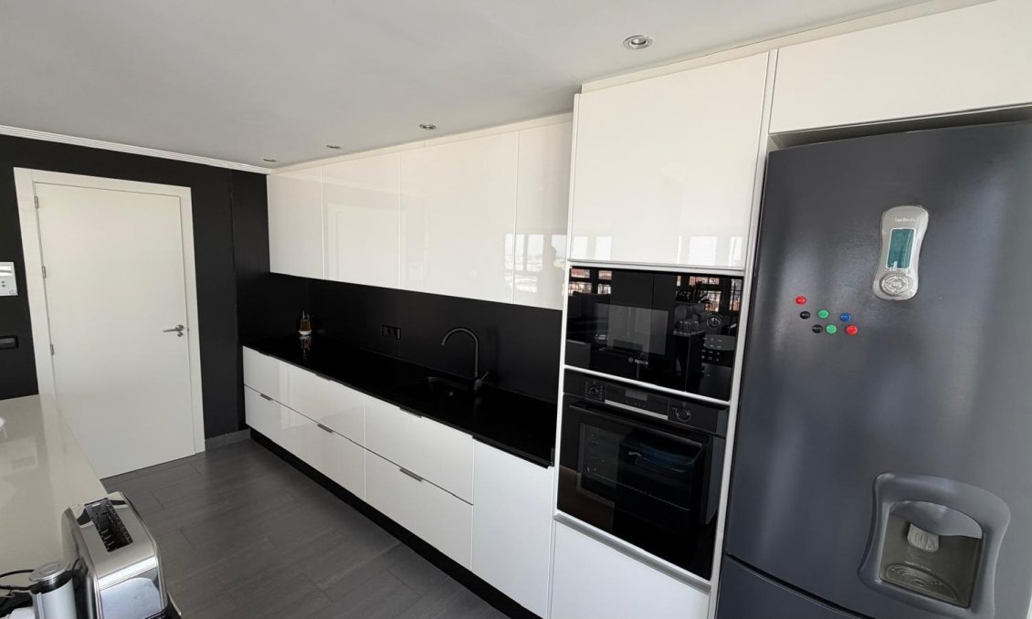 Használt Ingatlanok - Apartman -
Torrevieja - Acequion