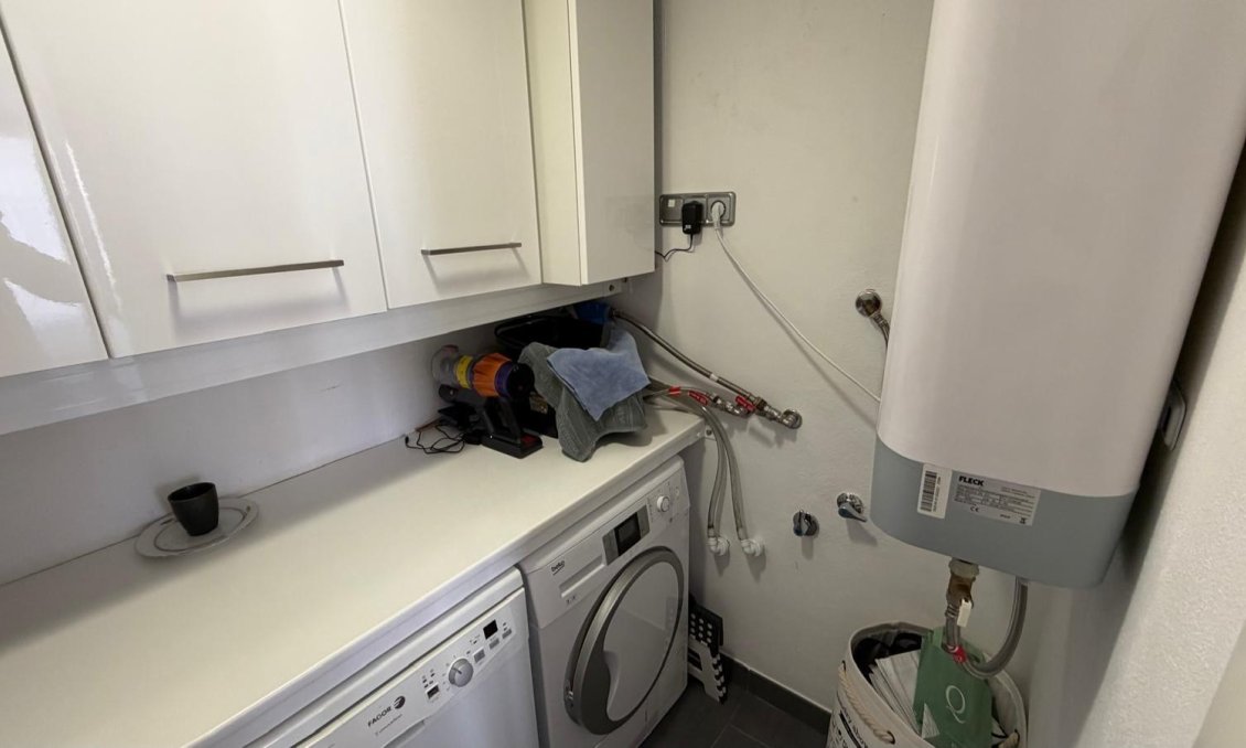 Használt Ingatlanok - Apartman -
Torrevieja - Acequion