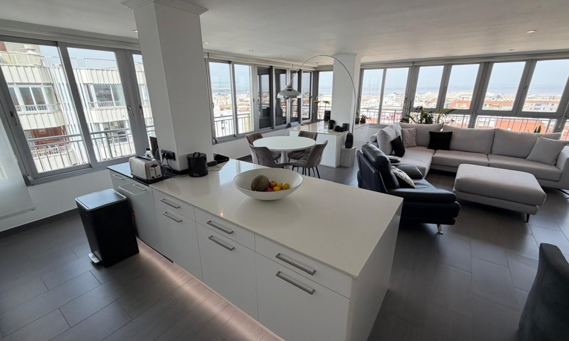 Használt Ingatlanok - Apartman -
Torrevieja - Acequion