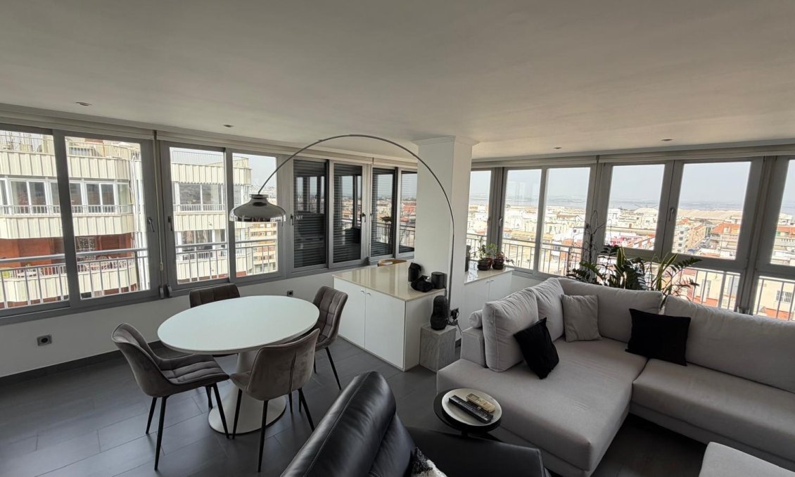 Használt Ingatlanok - Apartman -
Torrevieja - Acequion