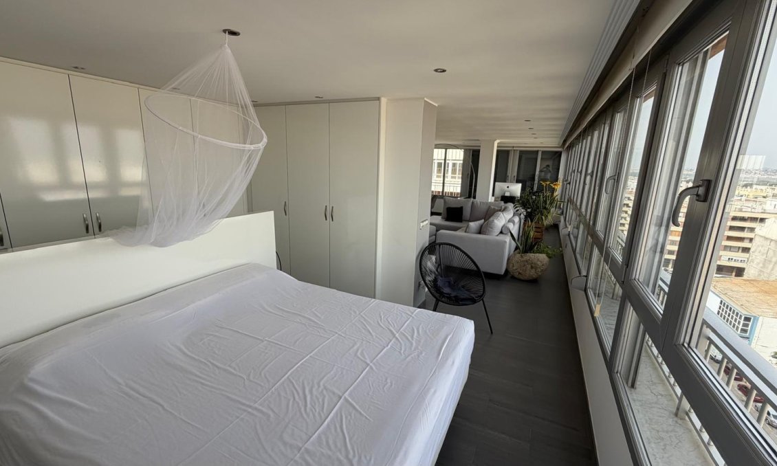 Használt Ingatlanok - Apartman -
Torrevieja - Acequion