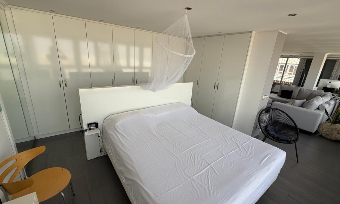 Használt Ingatlanok - Apartman -
Torrevieja - Acequion