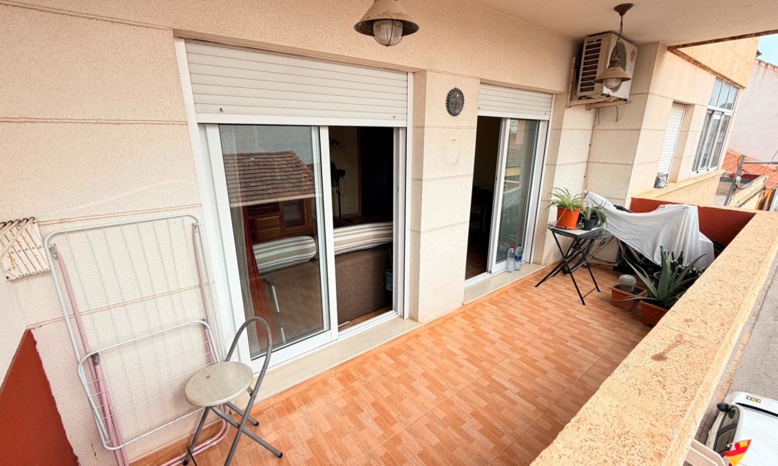 Segunda mano - Apartamento -
Los Montesinos - Costa Blanca
