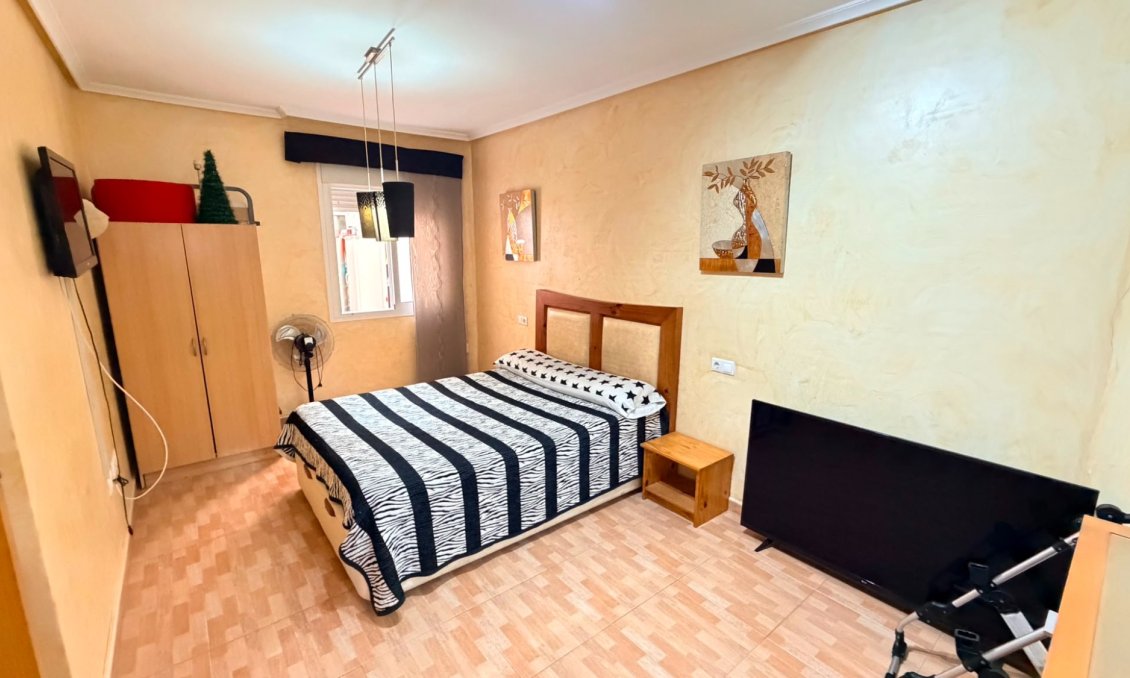 Segunda mano - Apartamento -
Los Montesinos - Costa Blanca