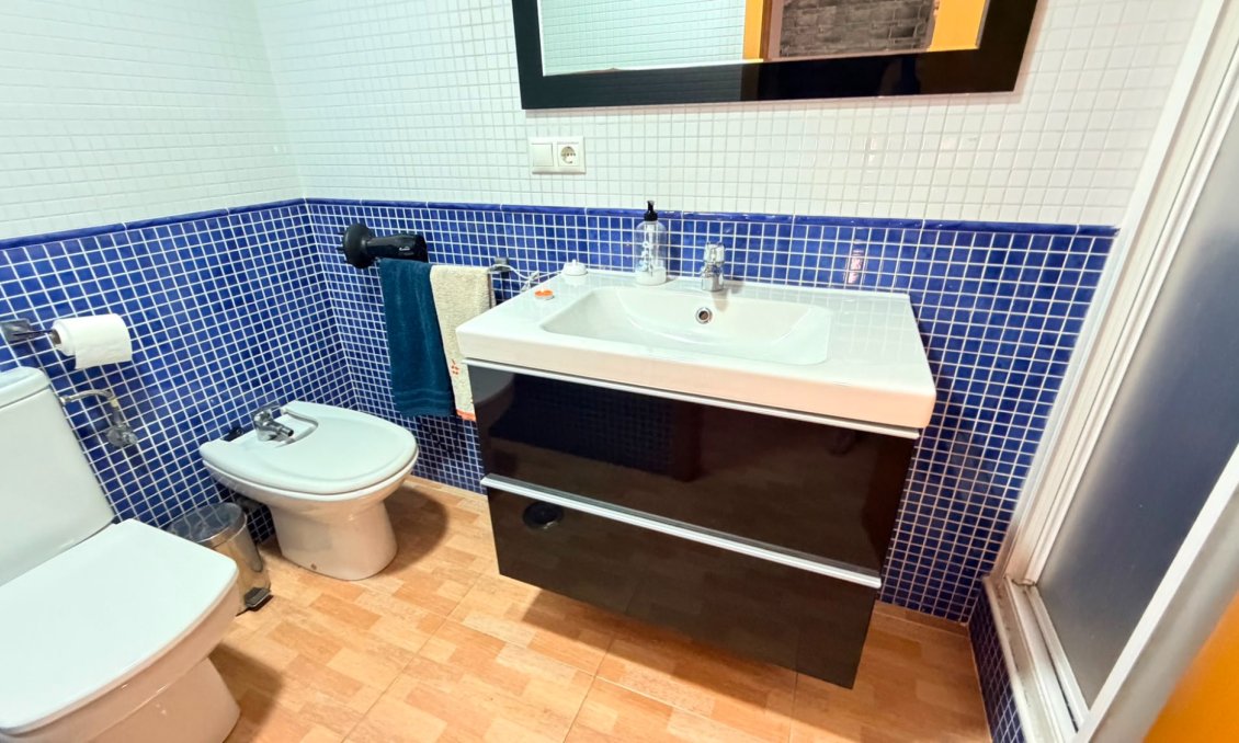 Segunda mano - Apartamento -
Los Montesinos - Costa Blanca