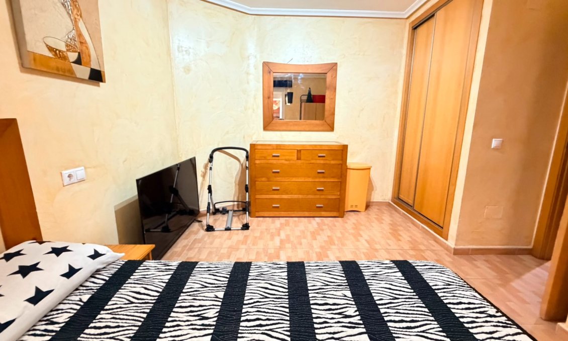 Segunda mano - Apartamento -
Los Montesinos - Costa Blanca