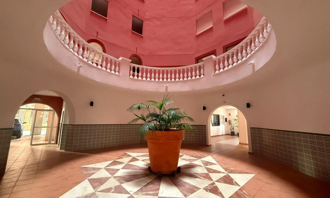 Segunda mano - Apartamento -
Torrevieja - Playa de los Locos