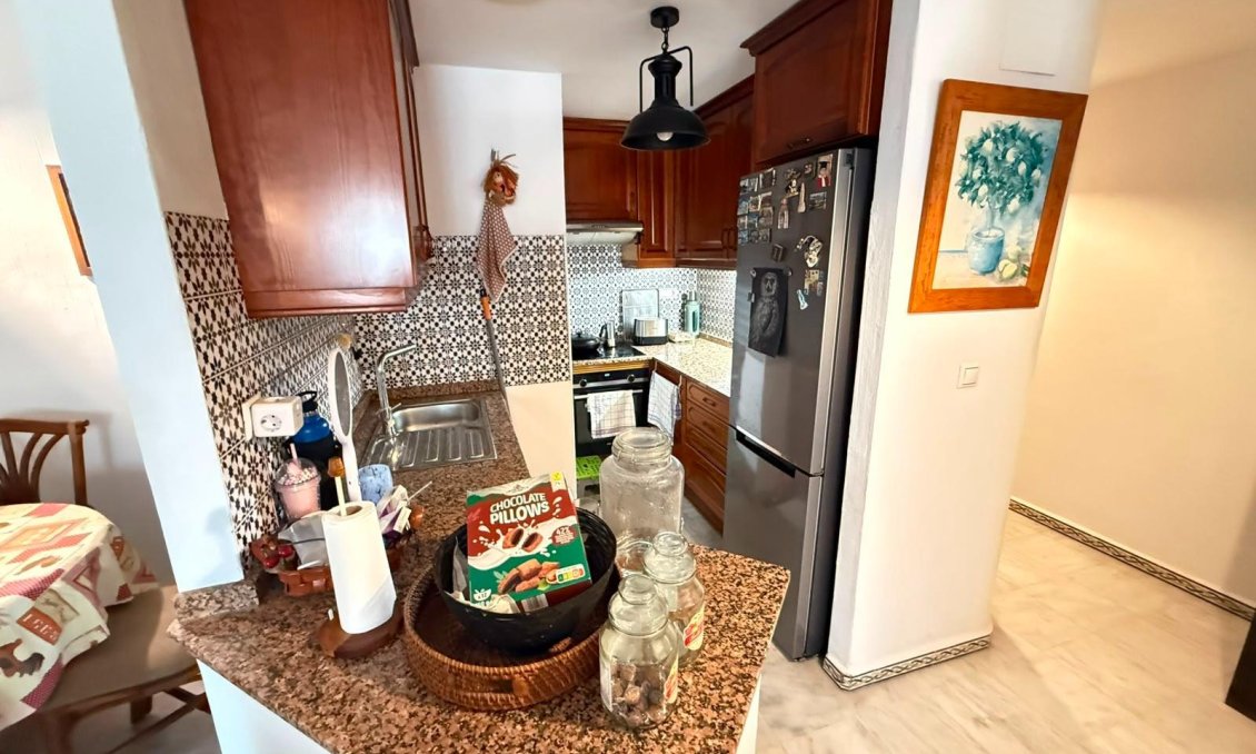 Segunda mano - Apartamento -
Torrevieja - Playa de los Locos