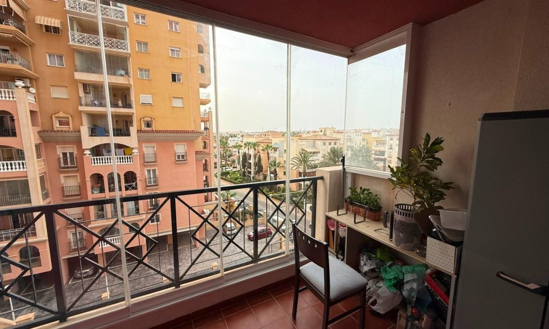 Segunda mano - Apartamento -
Torrevieja - Playa de los Locos