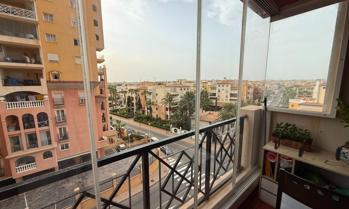 Segunda mano - Apartamento -
Torrevieja - Playa de los Locos