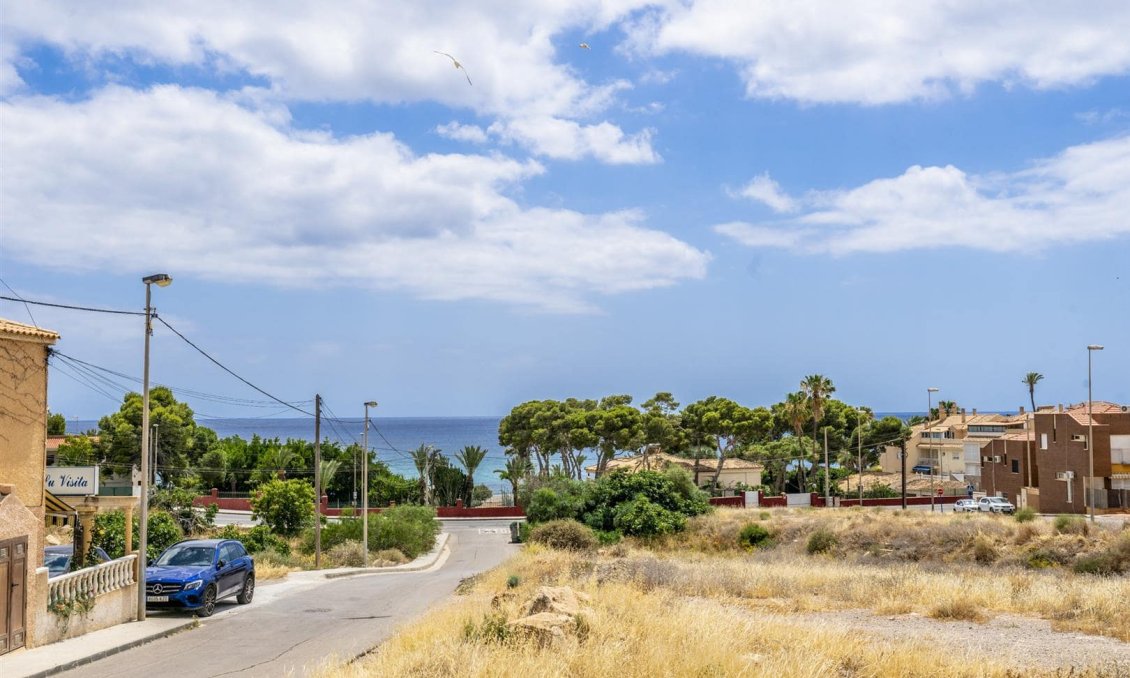 Segunda mano - Villa -
Isla Plana - Costa Calida