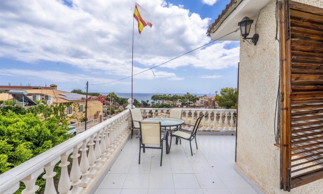 Segunda mano - Villa -
Isla Plana - Costa Calida