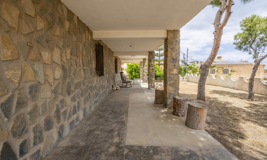 Segunda mano - Villa -
Isla Plana - Costa Calida