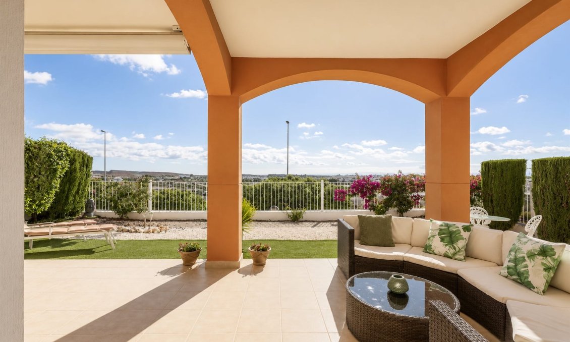 Segunda mano - Apartamento -
Altaona Golf and Country Club - Inland