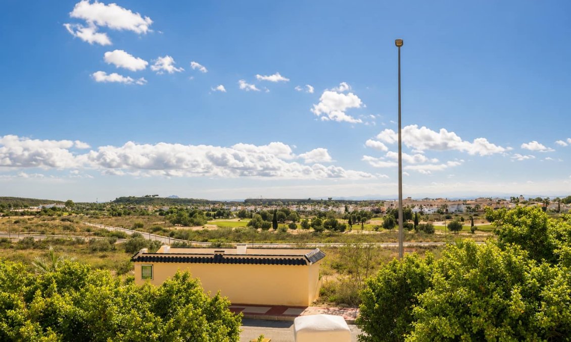 Segunda mano - Apartamento -
Altaona Golf and Country Club - Inland