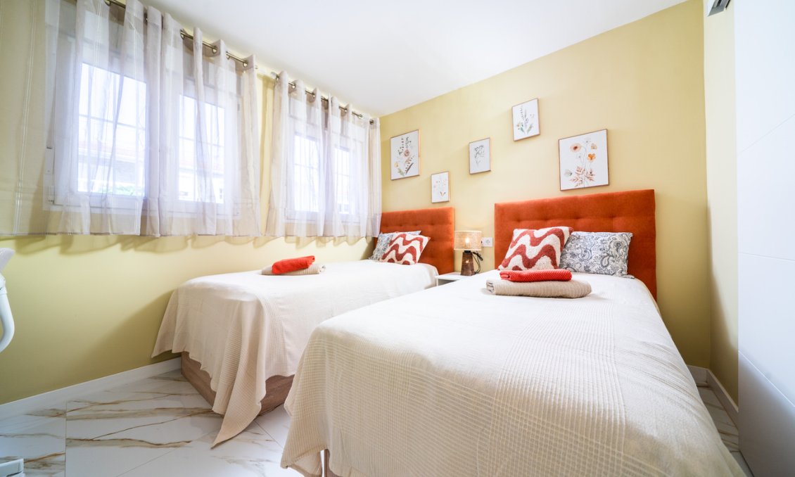 Segunda mano - Apartamento -
Torrevieja - La Veleta
