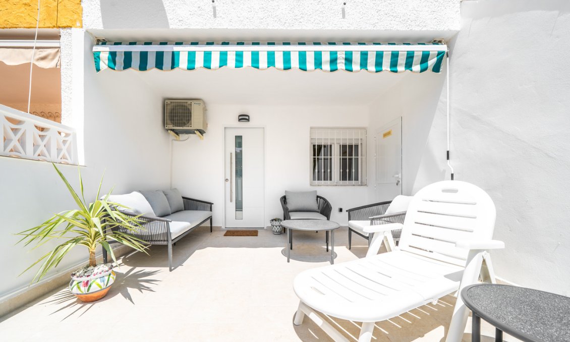 Segunda mano - Apartamento -
Torrevieja - La Veleta