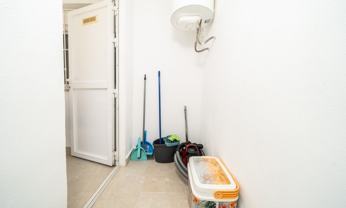 Segunda mano - Apartamento -
Torrevieja - La Veleta