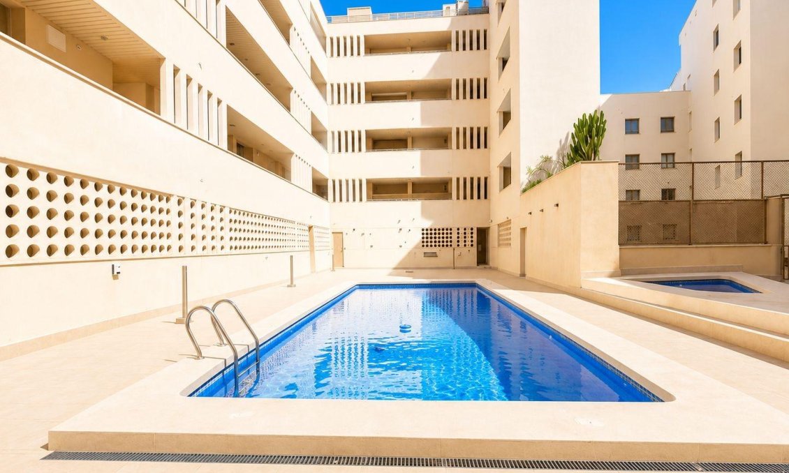 Segunda mano - Apartamento -
Torrevieja - Playa del Cura