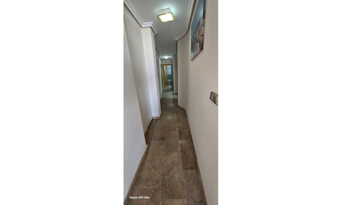 Segunda mano - Apartamento -
Torrevieja - PARQUE DE LAS NACIONES