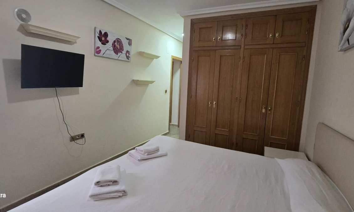 Segunda mano - Apartamento -
Torrevieja - PARQUE DE LAS NACIONES
