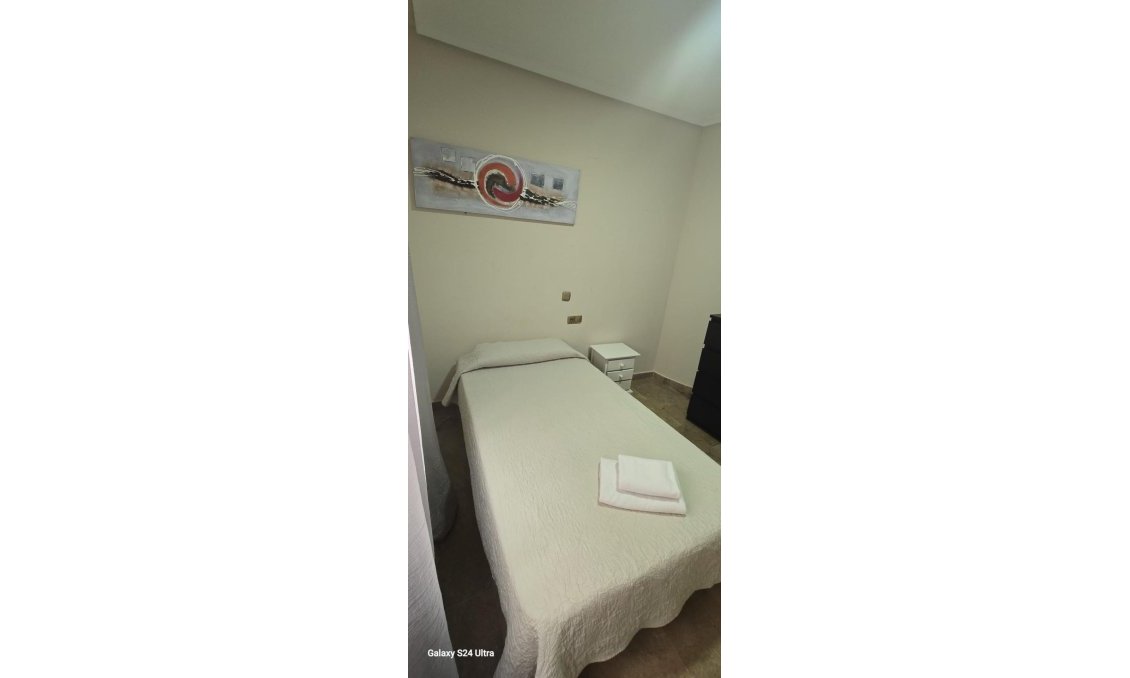 Segunda mano - Apartamento -
Torrevieja - PARQUE DE LAS NACIONES