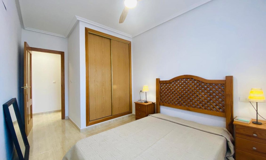 Segunda mano - Apartamento -
Villamartin - Costa Blanca