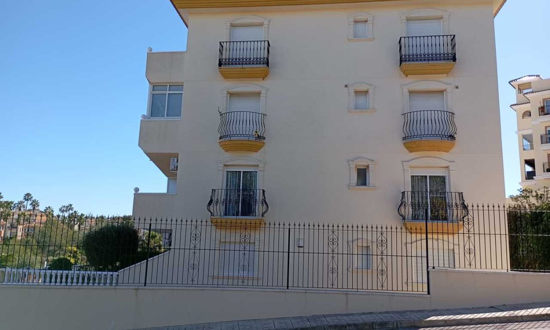 Segunda mano - Apartamento -
Villamartin - Costa Blanca