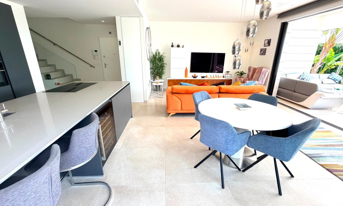 Wiederverkauf - Villa -
Los Montesinos - Costa Blanca