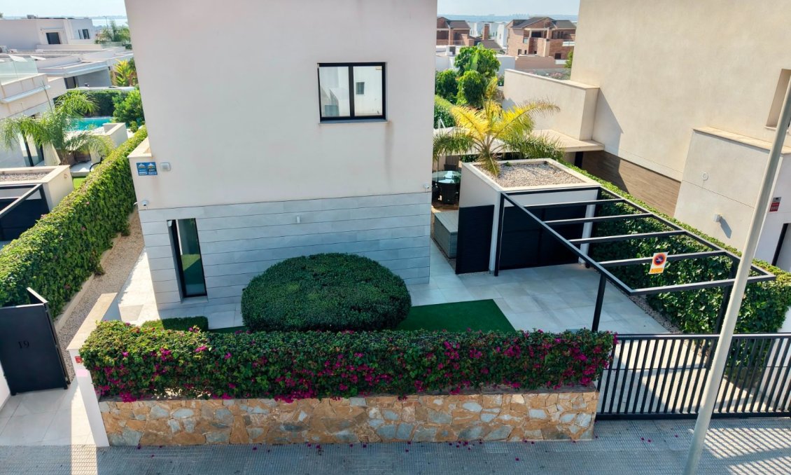 Wiederverkauf - Villa -
Los Montesinos - Costa Blanca