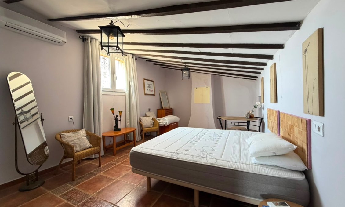 Wiederverkauf - Villa -
Orihuela - Inland