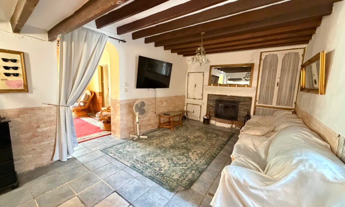Wiederverkauf - Villa -
Orihuela - Inland