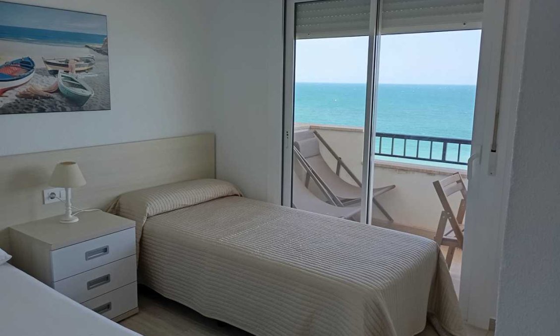 Segunda mano - Apartamento -
Mil Palmeras - Costa Blanca