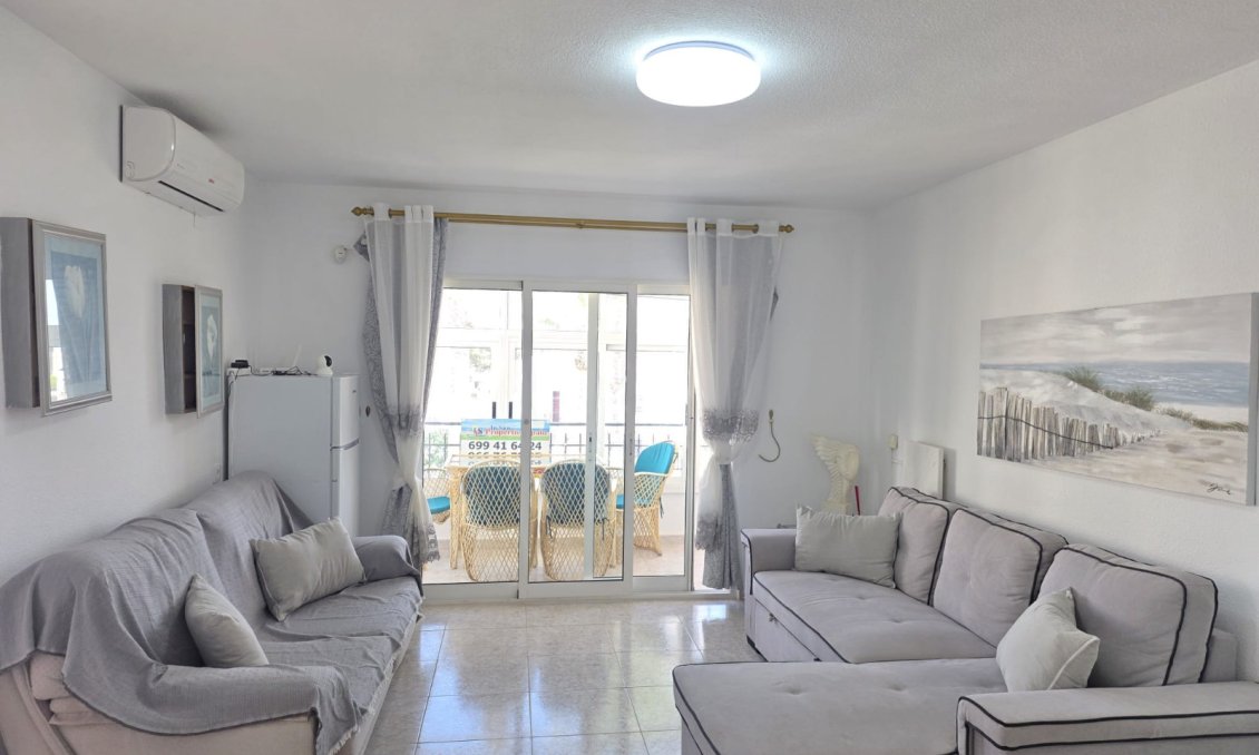 Segunda mano - Apartamento -
Villamartin - Costa Blanca