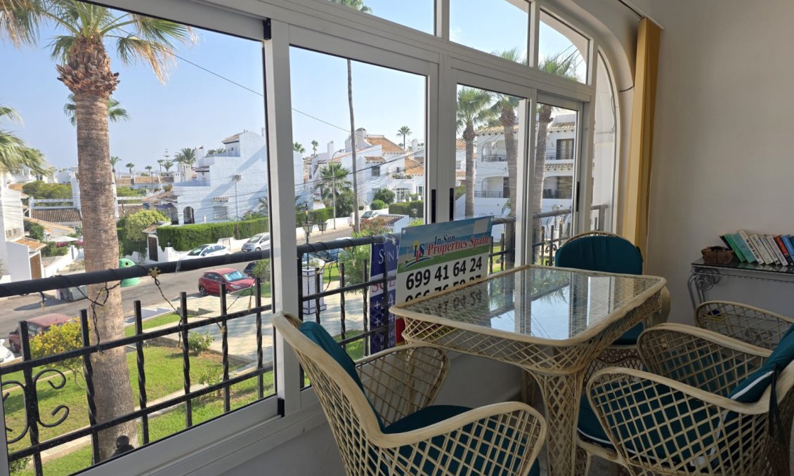 Segunda mano - Apartamento -
Villamartin - Costa Blanca