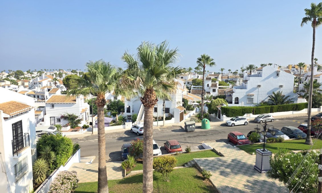 Segunda mano - Apartamento -
Villamartin - Costa Blanca