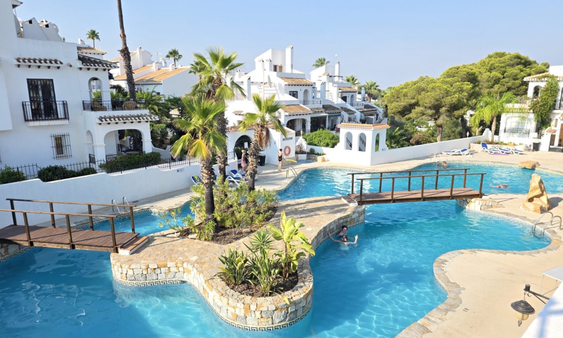 Segunda mano - Apartamento -
Villamartin - Costa Blanca