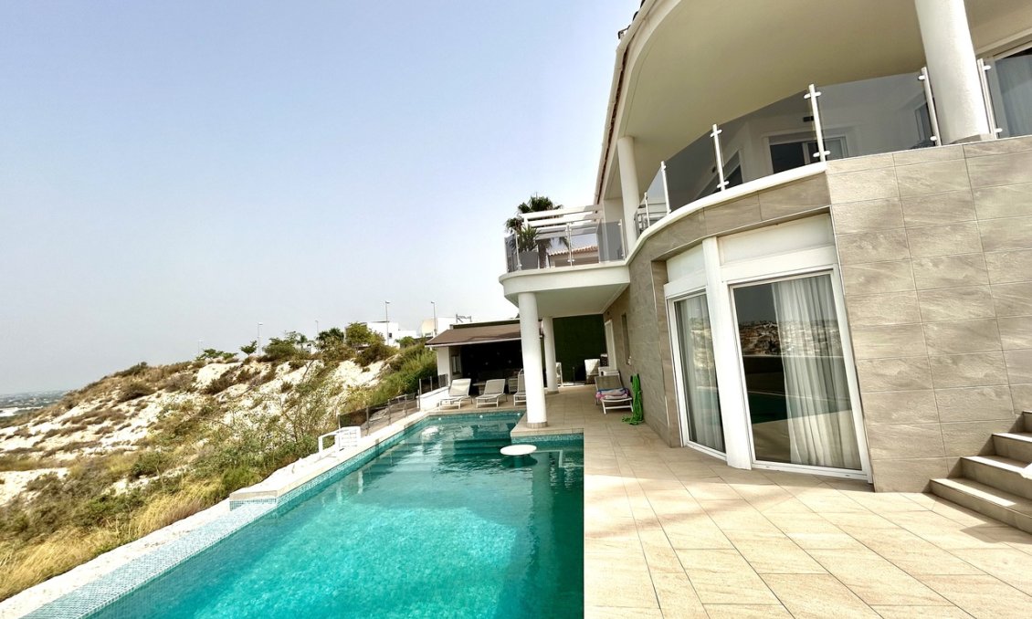 Wiederverkauf - Villa -
Ciudad Quesada - Costa Blanca