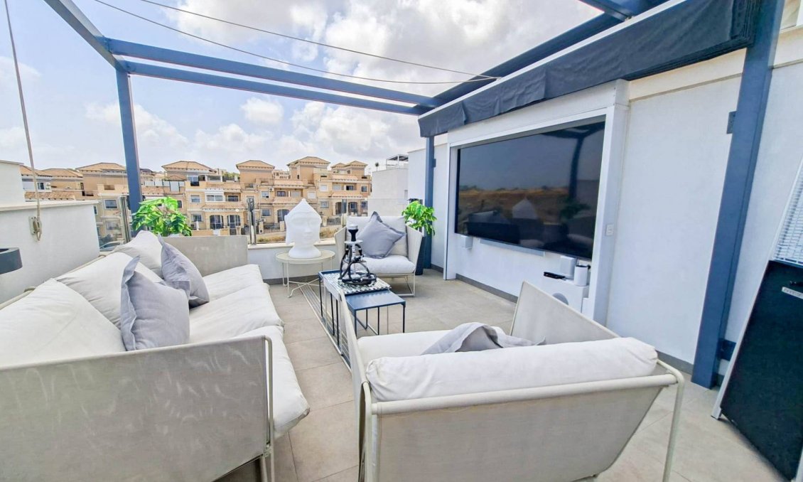 Wiederverkauf - Villa -
Villamartin - Costa Blanca
