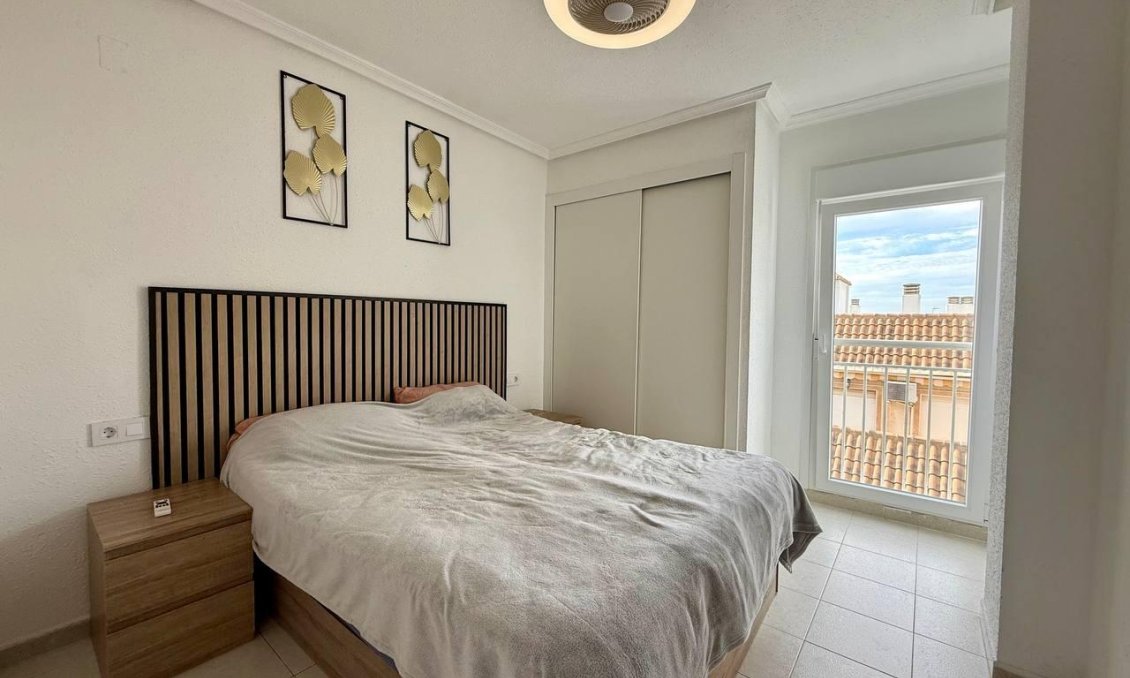 Revente - Appartement -
Torrevieja - Acequion