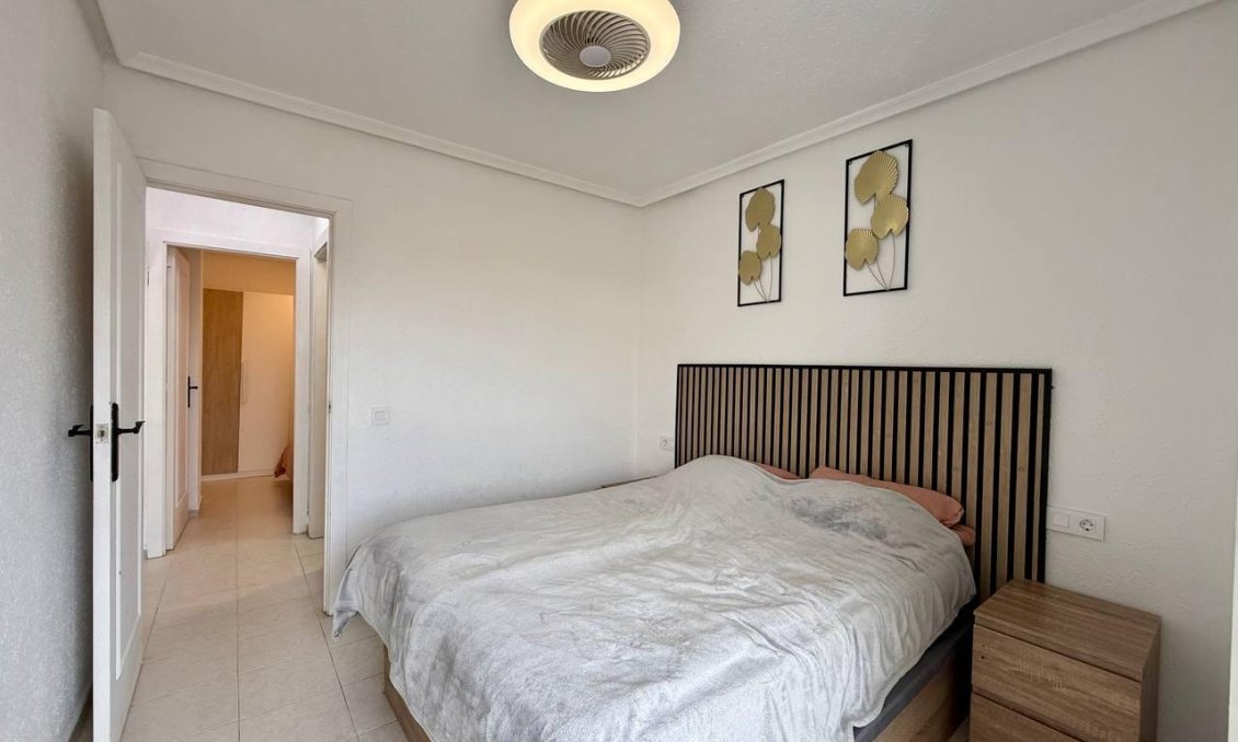 Revente - Appartement -
Torrevieja - Acequion
